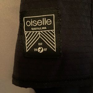 Oisell tank & running shorts w phone pocket